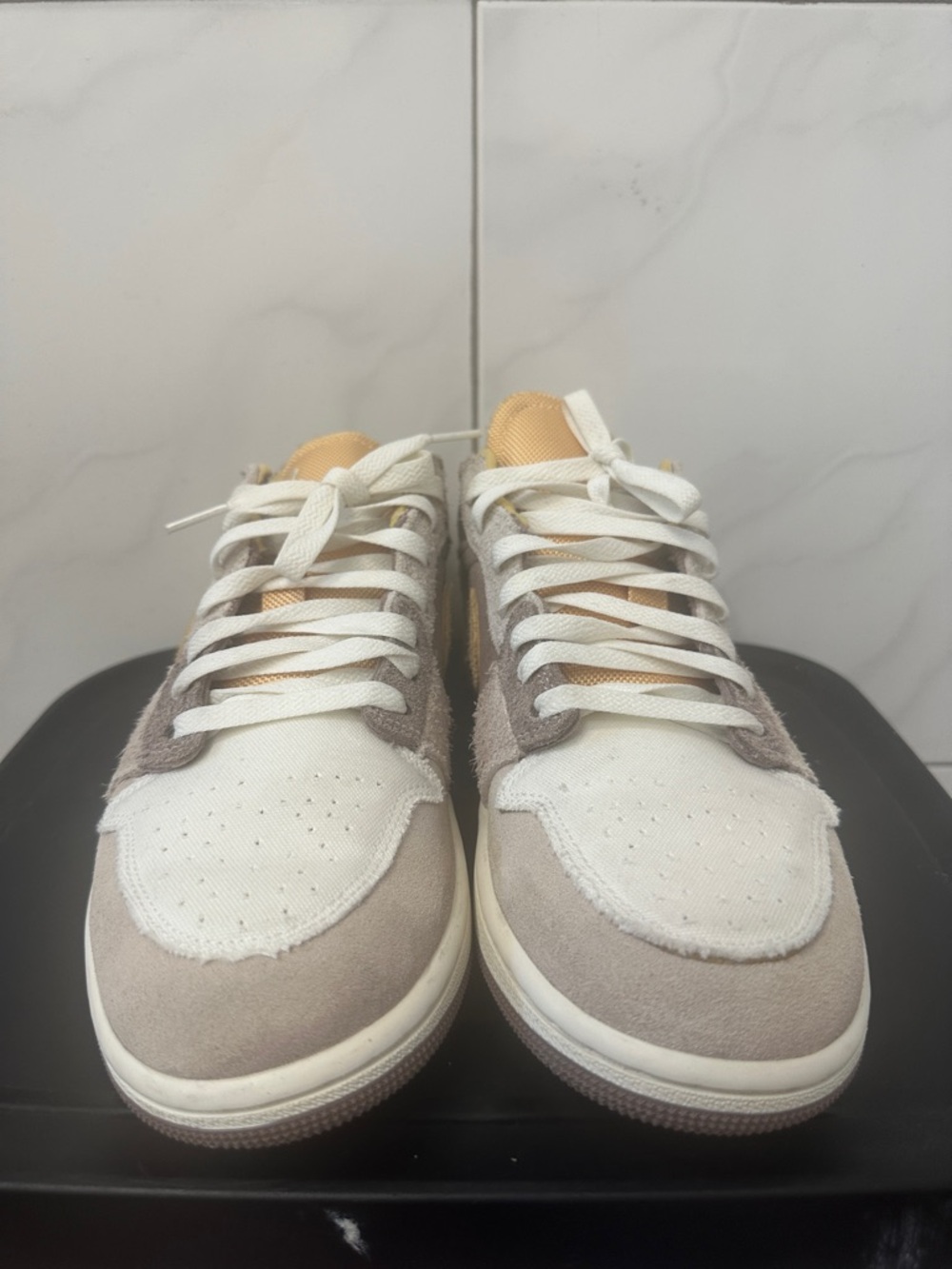 Men's Jordan 1 Low SE Craft sneakers - Picture 2 of 14